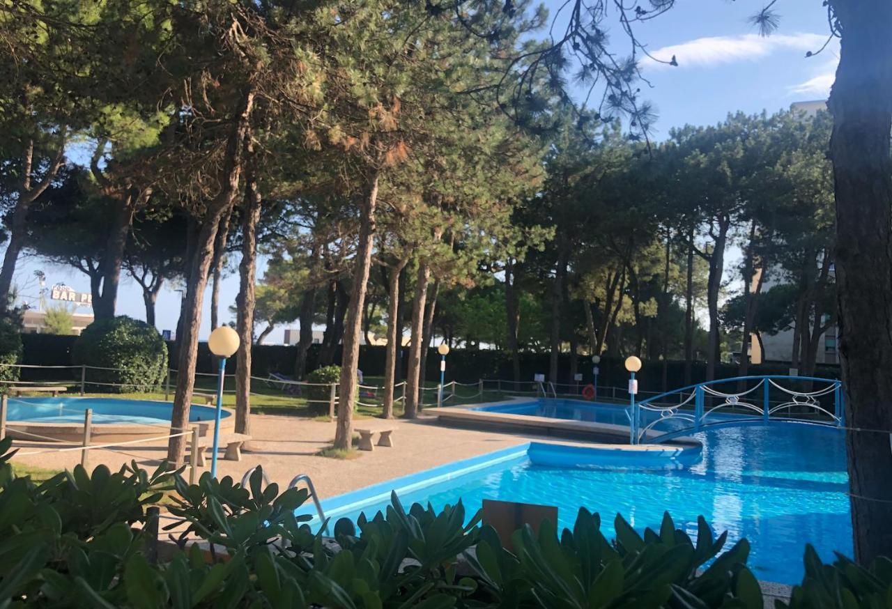 Nuovo Fronte Spiaggia, Terrazza Sul Mare E Piscina Lignano Sabbiadoro Eksteriør bilde